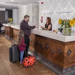 Alhambra Aparthotel