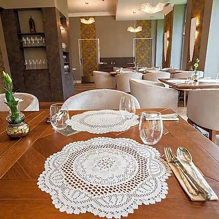 Alhambra Aparthotel