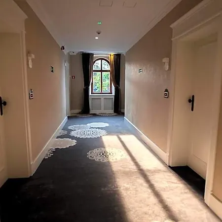Aparthotel Alhambra