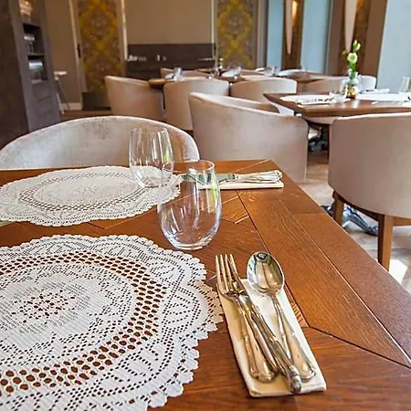 Alhambra Aparthotel