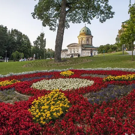 Alhambra Apartmanhotel Lądek-Zdrój