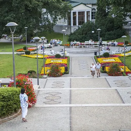 Aparthotel Alhambra 4*