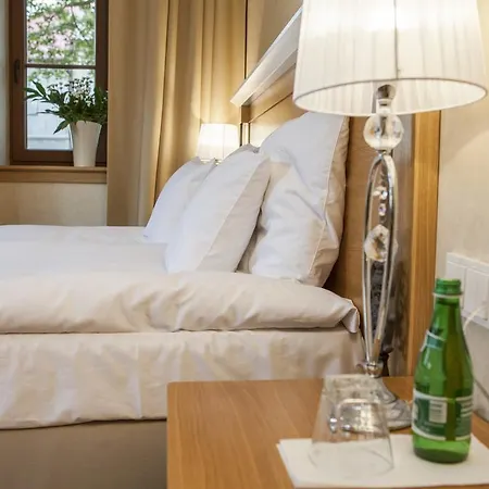 Alhambra Apartmanhotel