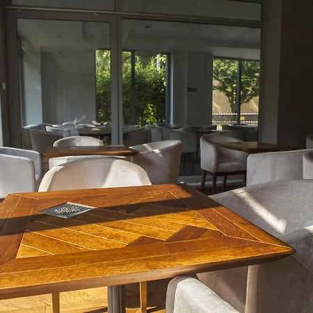 Alhambra Aparthotel