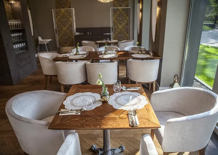 Alhambra Aparthotel Ladek-Zdroj