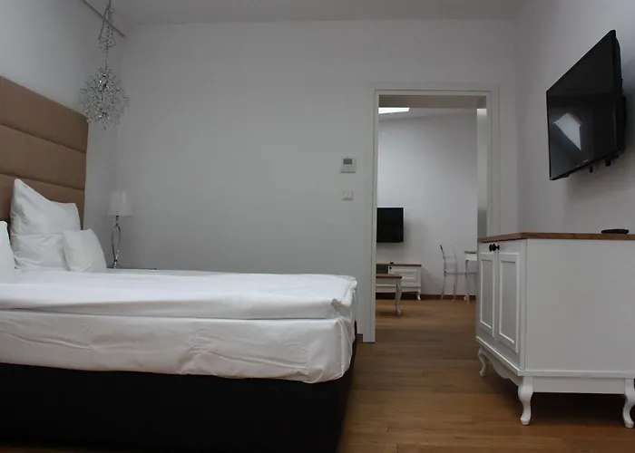 Aparthotel Alhambra 4*